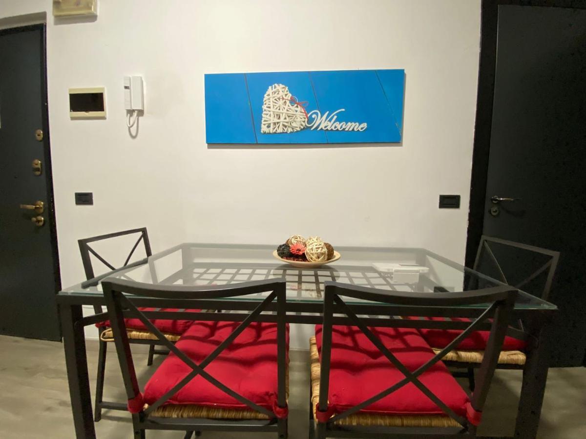 Trilocale In Piazza Duomo Apartment Milan Luaran gambar
