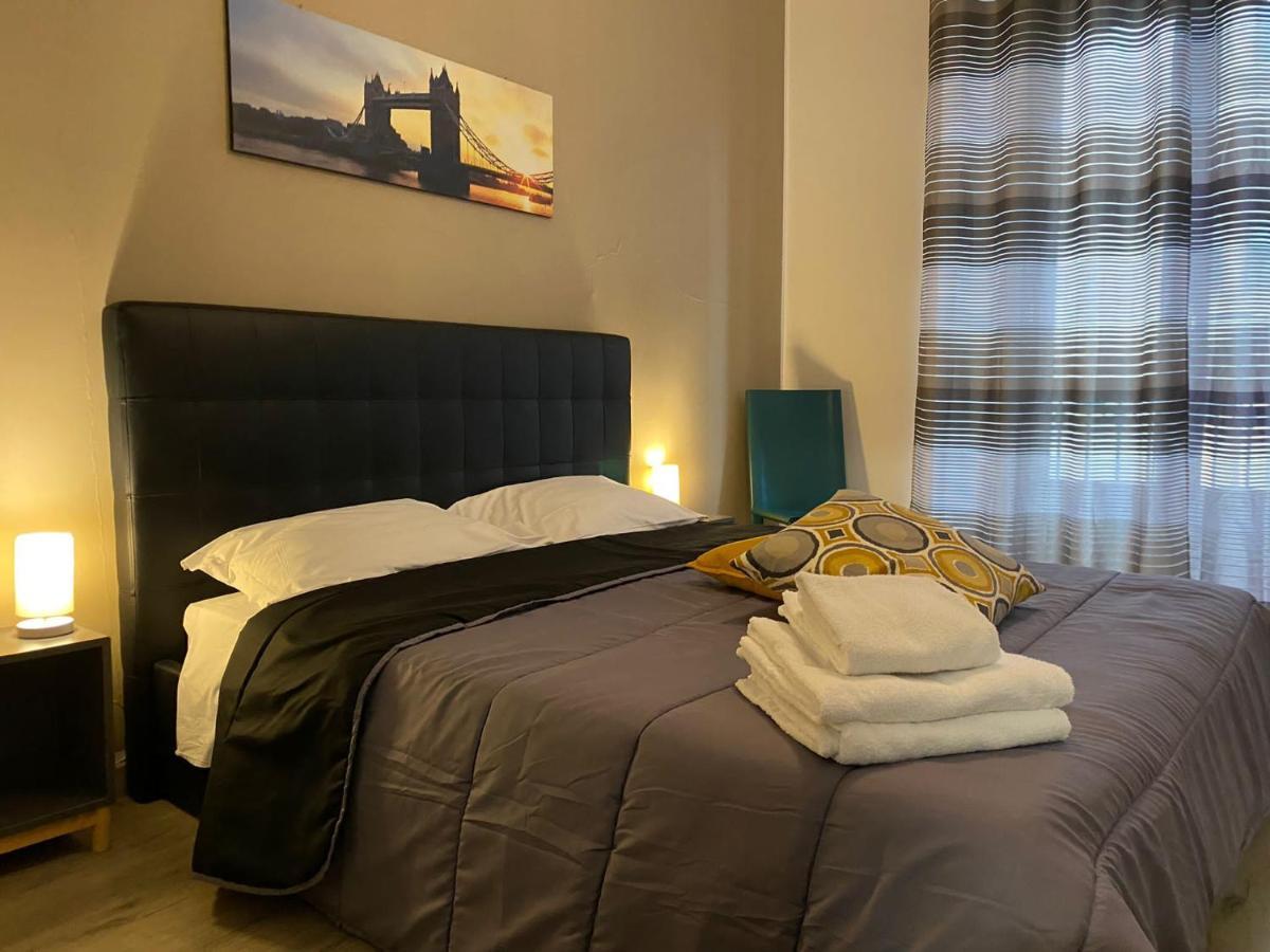 Trilocale In Piazza Duomo Apartment Milan Luaran gambar