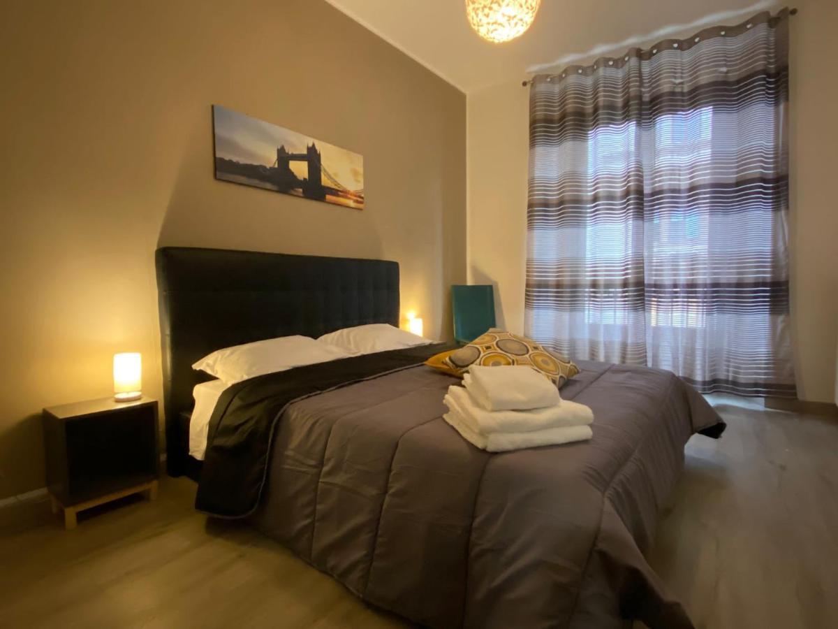 Trilocale In Piazza Duomo Apartment Milan Luaran gambar